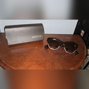 Wildfox Monroe sunglasses + case